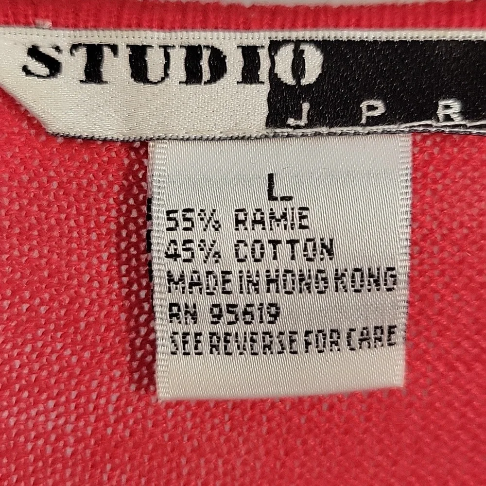 Studio JPR Coral Knit Short Sleeve Sweater - Picture 2 of 3